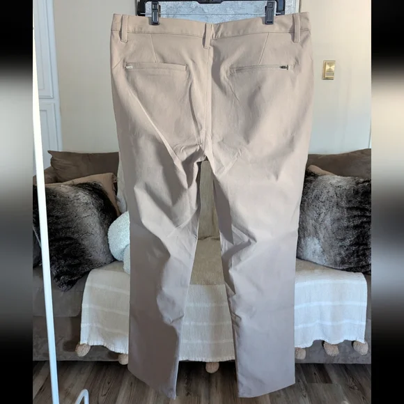 Vuori Cascade Tech Chino Pant Trench